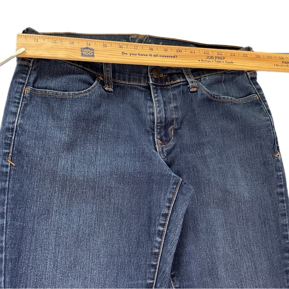 Old Navy Women's 8 Blue Jeans “The Flirt” - Picture 7 of 15